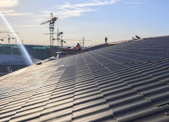 외형 차원 723*500*41mm 40W BIPV 태양 전지 패널 앞 유리 5mm 유리 뒷판