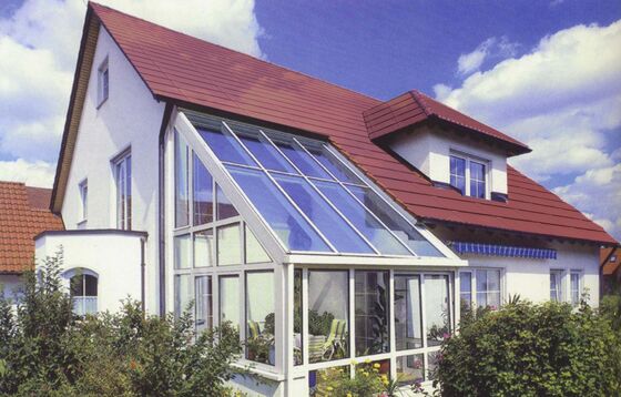 장척형 적/녹 단결정 태양광 지붕 타일 - 86W 고출력 컬러 PV, 154W/m², 미적 & 효율적